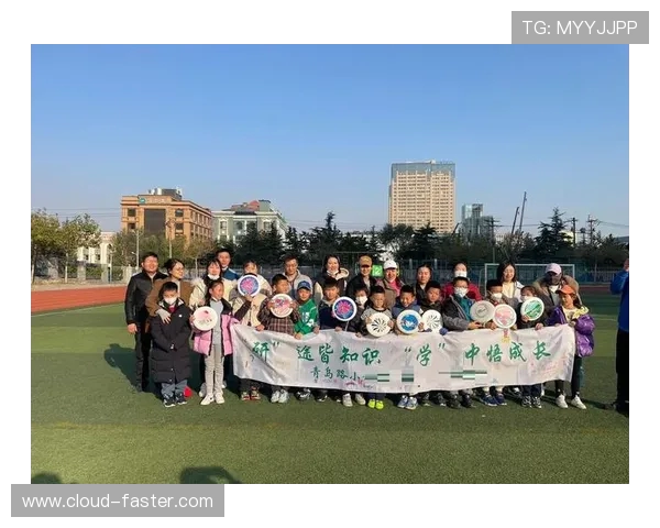 飞盘飞扬：深圳飞盘队的奋斗与成长历程全景记录