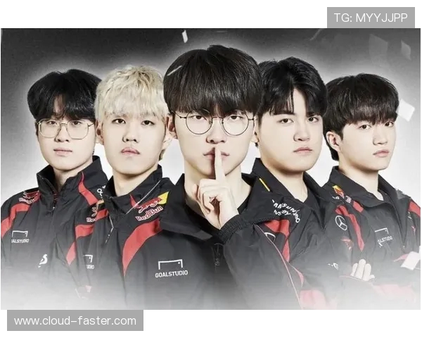 GEN战队迎战T1冲击总决赛冠军荣耀激烈对决引爆全球电竞关注